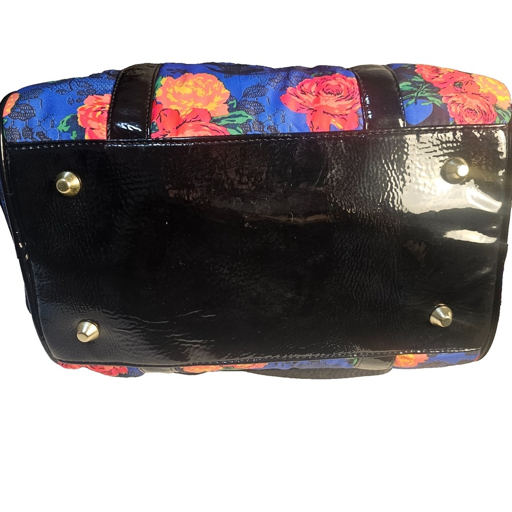 Betsey Johnson Skull Rose Floral Nylon Barrel Duffel Bag Studded Crossbody Goth - Picture 7 of 11